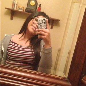 Meet your Posher, Iris